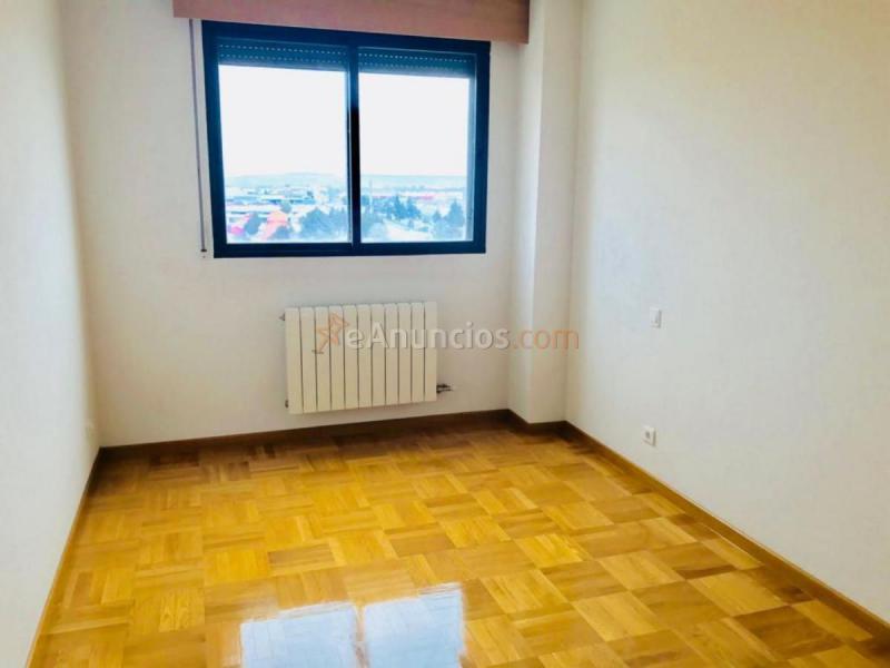 Apartamento en venta en Calle Esteban Saez Alvarado, Capiscol - Gamonal, Burgos