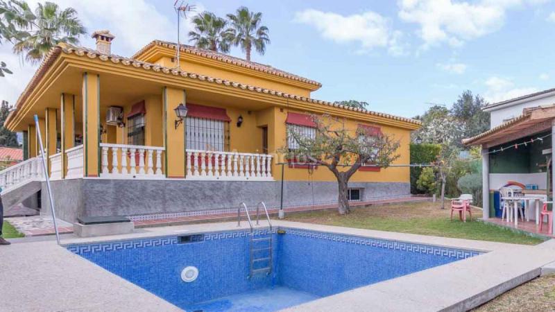 Adosado en venta en  Churriana, Málaga