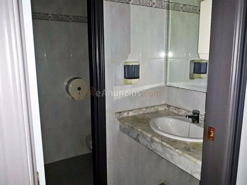 Local Comercial en venta en Calle senyoriu del rebollet, Platja de Oliva, Oliva