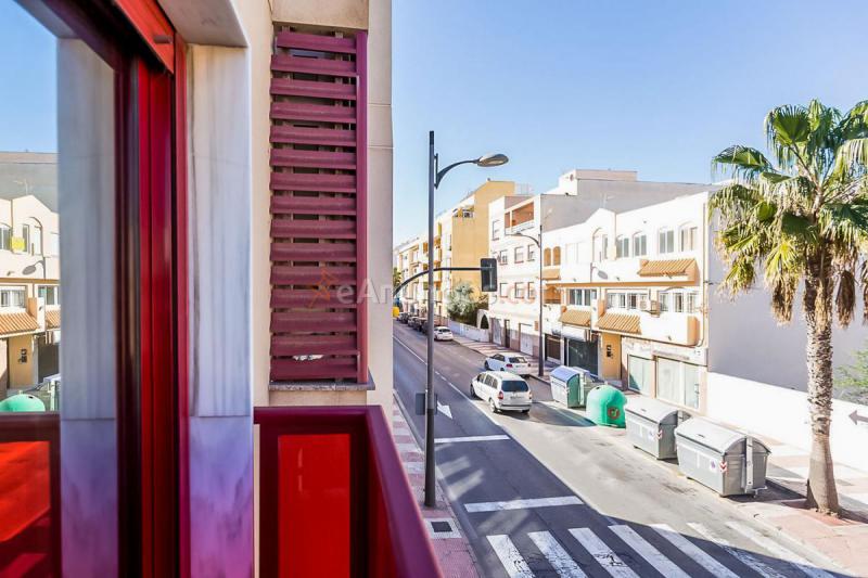 Apartamento en venta en  Roquetas, Roquetas de Mar