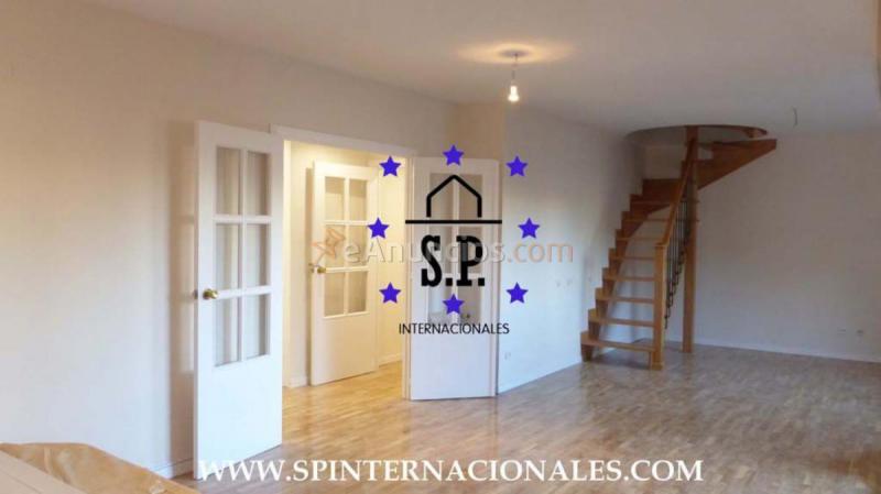 Atico en alquiler en  Ciudad Lineal, Madrid