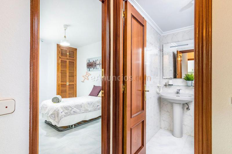 Apartamento en venta en  Playamar, Torremolinos