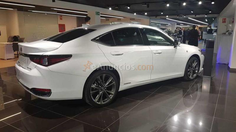 Lexus ES 300h BUSINESS HYBRIDO NUEVO A ESTRENAR