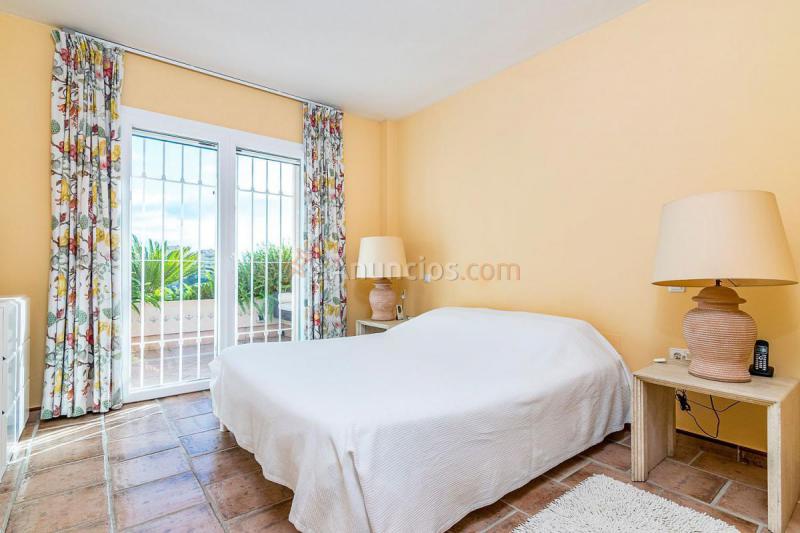 Adosado en venta en  Rio Real-Los Monteros, Marbella