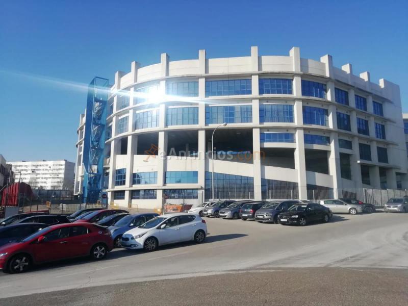 Edificio en venta en  Hortaleza, Madrid