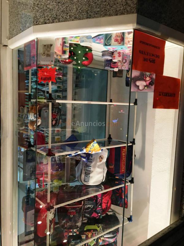 Local Comercial en venta en  Puerto de la Torre, Málaga