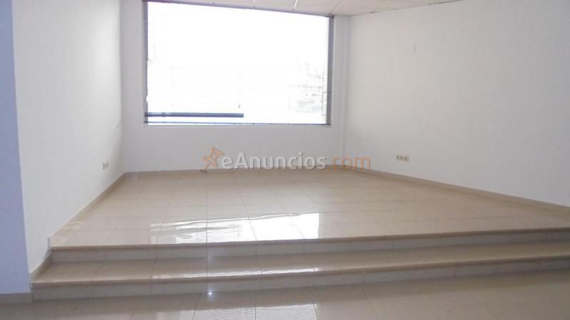 Local Comercial en alquiler en  Esquivias