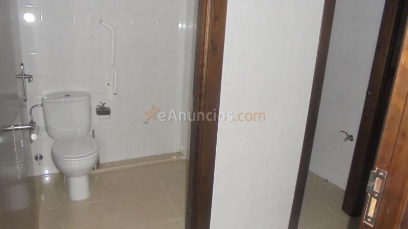 Local Comercial en alquiler en  Esquivias