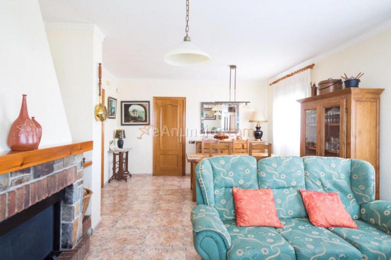 Adosado en venta en  Vallgorguina