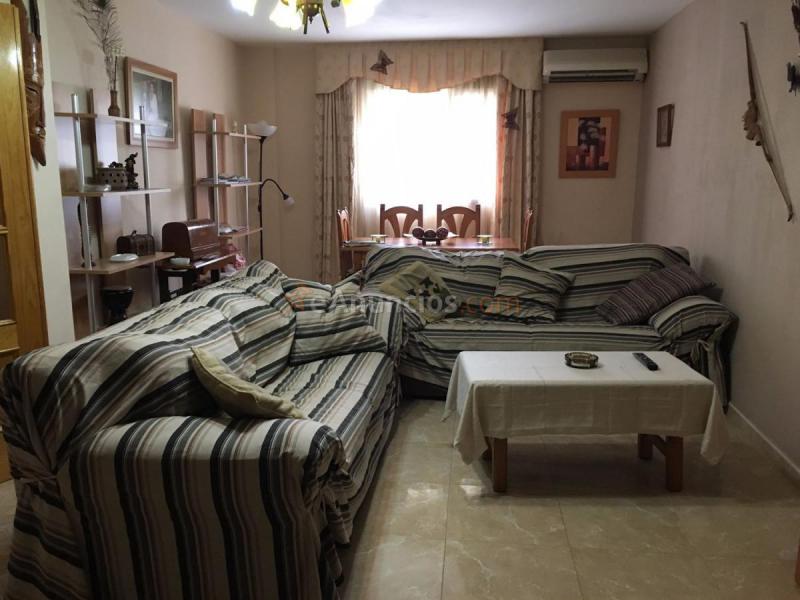 Casa en venta en  Puerto de la Torre, Málaga