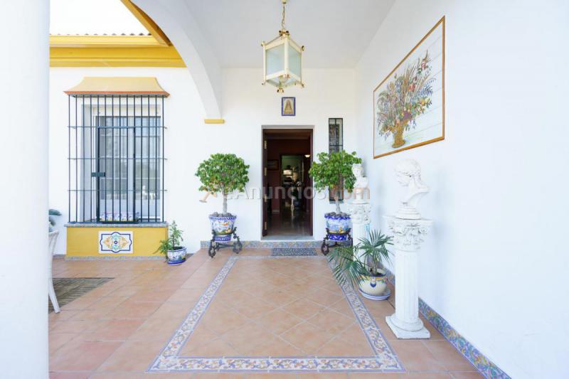 Adosado en venta en  Valencina de la Concepcion