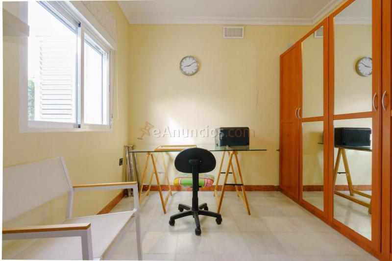 Adosado en venta en  Valencina de la Concepcion