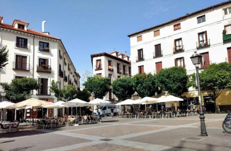 Local Comercial en alquiler en  Espiritu Santo, Centro, Madrid