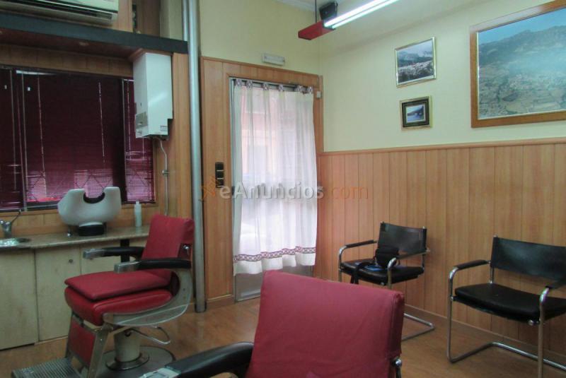 Local Comercial en venta en  Carabanchel, Madrid