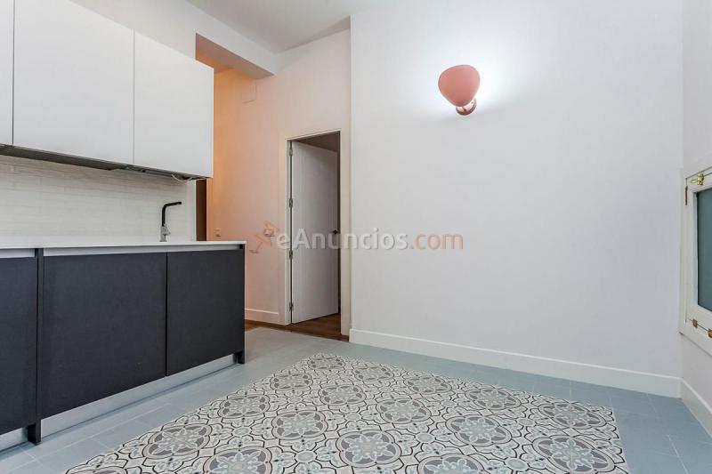 Apartamento en venta en Calle Salitre, Centro, Madrid
