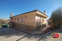 Adosado en venta en  Illana