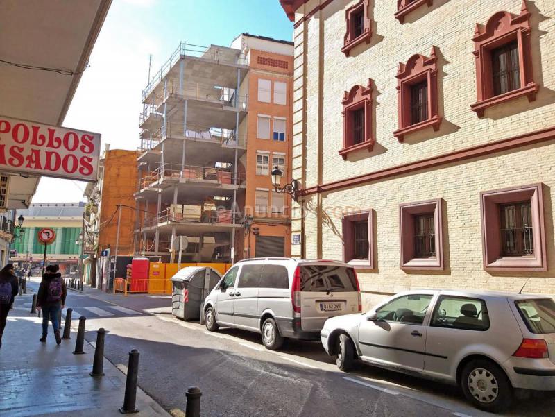 Local Comercial en alquiler en  L'Eixample, Valncia
