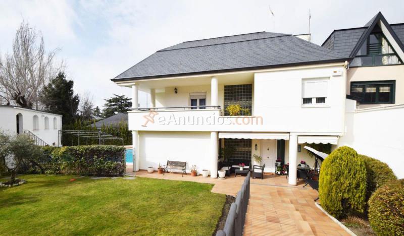 Adosado en venta en  Fuencarral, Madrid