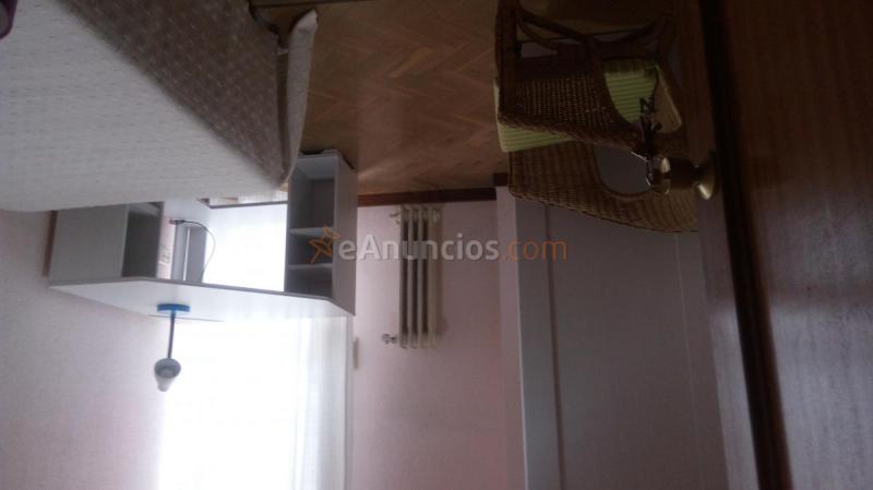 Se alquila habitación para chica