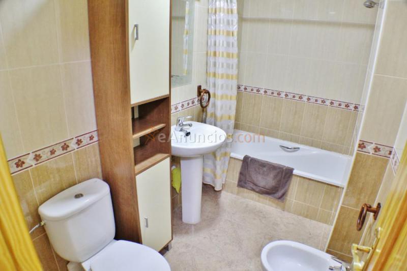 Piso de 1 habitación en roquetas de mar zona las marina