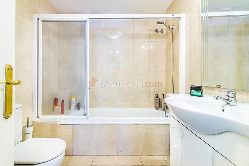 Apartamento en venta en  Nueva Andalucía, Marbella