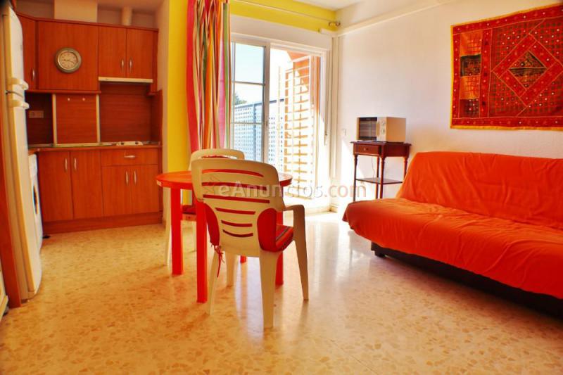 Estudio en roquetas de mar zona urbanización con 27 m2