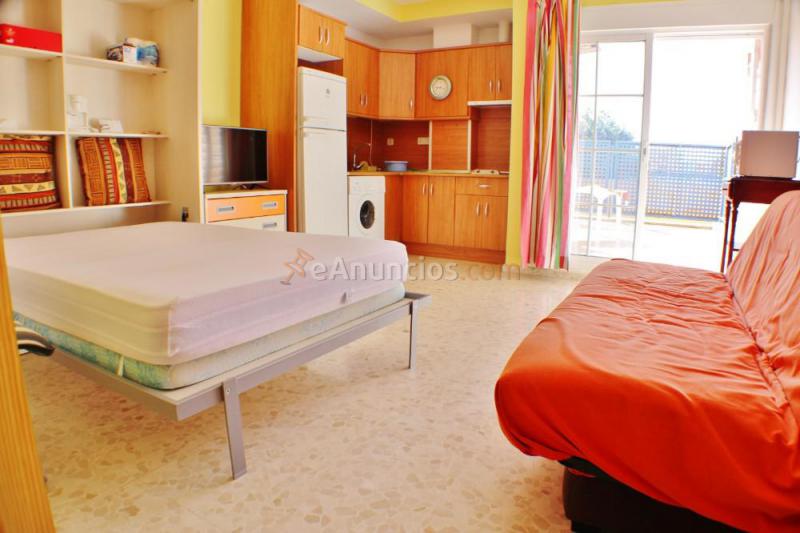 Estudio en roquetas de mar zona urbanización con 27 m2