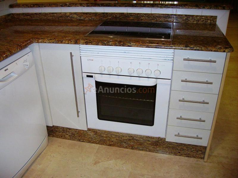 Apartamento en venta en  Almazar, Requena