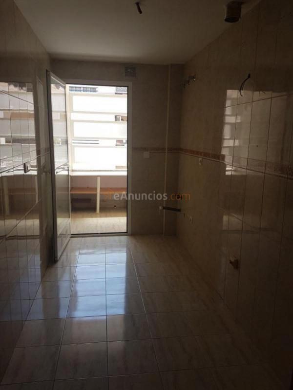 Apartamento en venta en  RAFAEL ESCUREDO, Roquetas, Roquetas de Mar