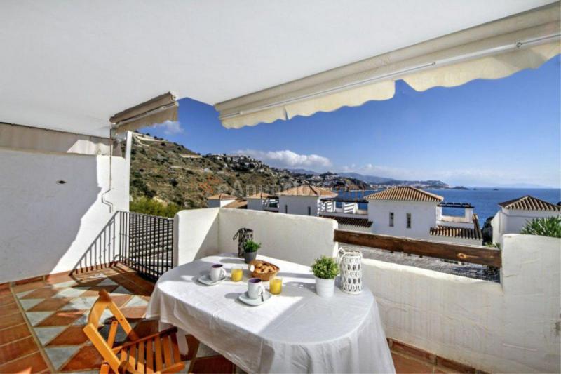 Apartamento en venta en Avenida Marina del Este, La Herradura, Almuñécar