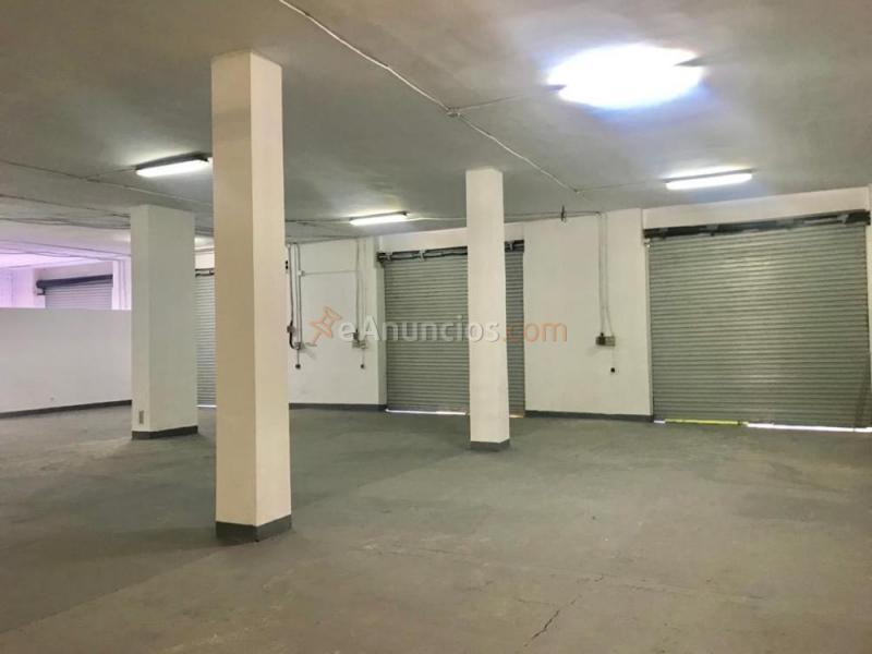 Venta bajo comercial reformado
