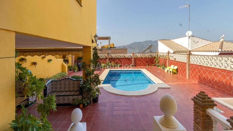 Adosado en venta en Calle el Oboe, Ciudad Jardín, Málaga