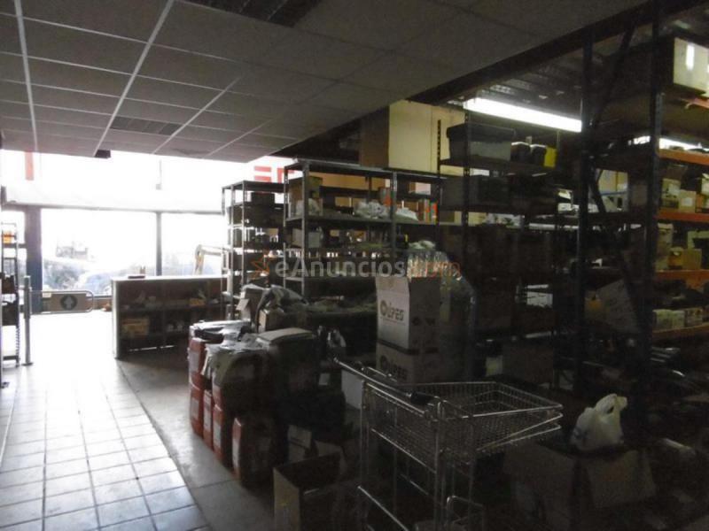 Edificio en venta en Calle la Bureba, Villafría - La Ventilla - Castañares, Burgos