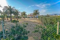 Adosado en venta en  Les Cases d'Alcanar, Alcanar