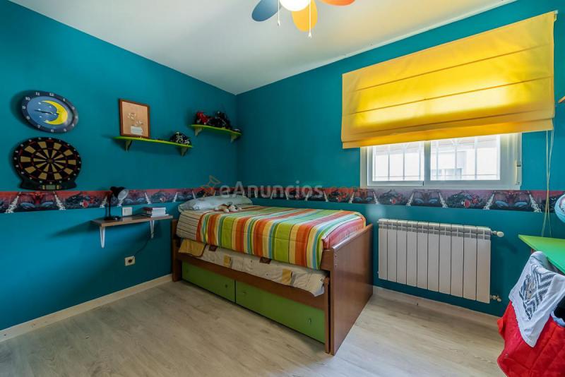 Adosado en venta en  Torres de la Alameda