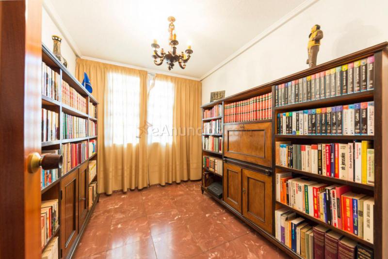 Apartamento en venta en  Petrer