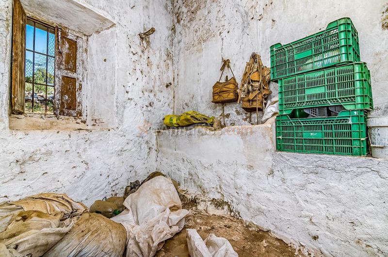 Casa Rural en venta en  Puerto de la Torre, Málaga