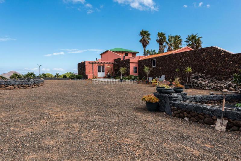 Adosado en venta en  Nazaret-Teseguite, Teguise