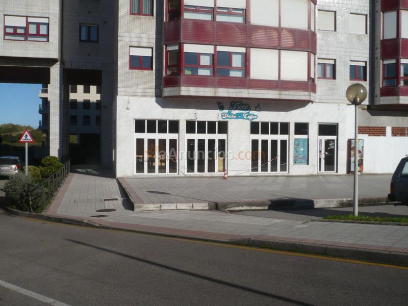 Local Comercial en alquiler en Calle Luis Hauzeur, Salinas, Castrillon