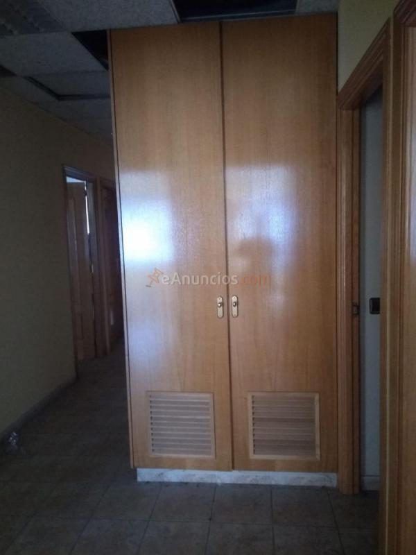 Local Comercial en venta en  RAMÓN Y CAJAL, Centro, Azuqueca de Henares