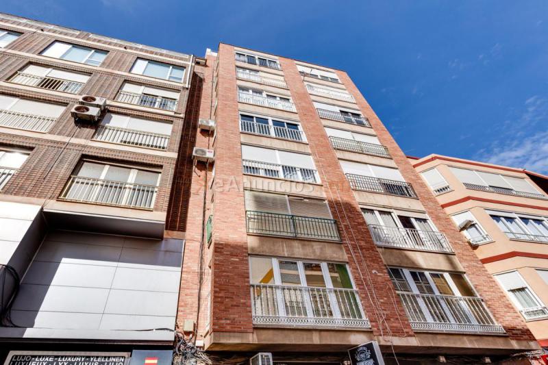 Apartamento en venta en Calle Pedro Lorca, Torrevieja, Centro, Torrevieja