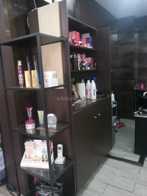 traspaso peluqueria en pleno funcionamiento