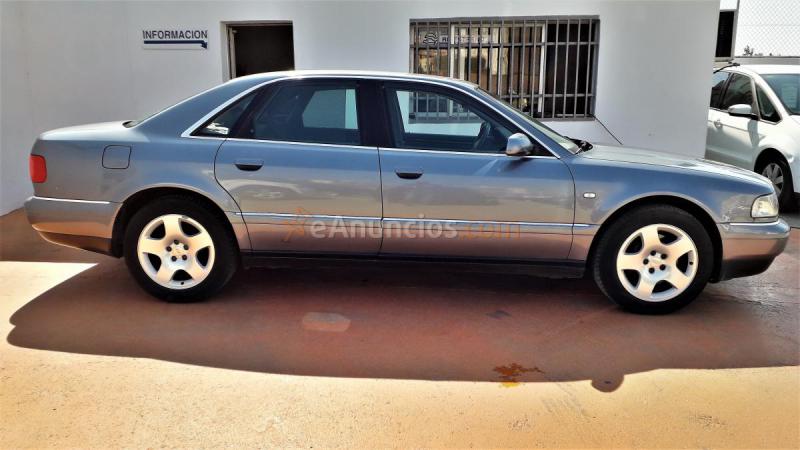 AUDI - A8 2. 8 G