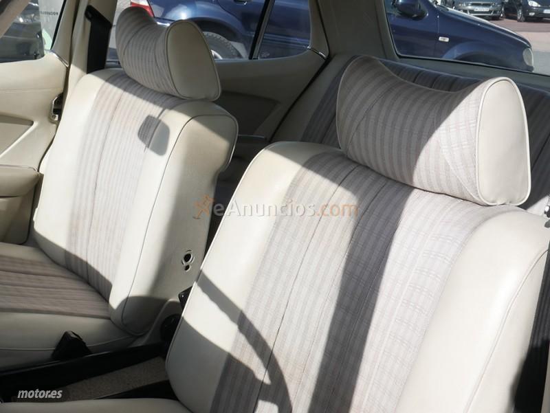 Mercedes 280 S de 1979 con 151.862 Km por 6.000 EUR. en Madrid