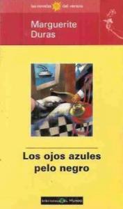 Los ojos azules pelo negro