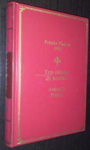 Tres pisadas de hombre