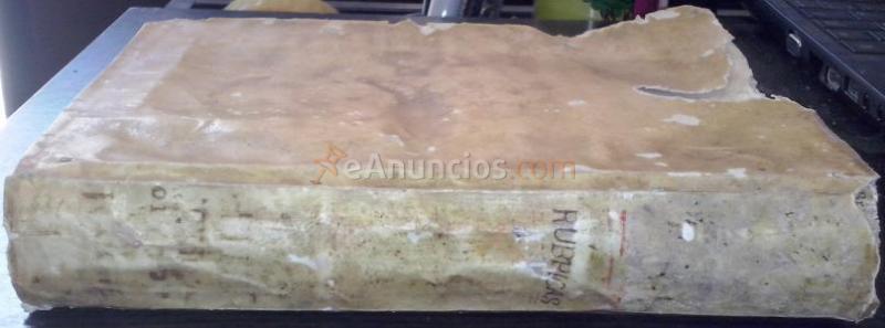 Ceremonial de la Missa, y oficio divino, segvn el orden de la Santa Iglesia Romana, fus vltimas difposiciones, Rubricas, y Decretos: los indultos en el Missal, y breviario novissimo Francifcano: y las costvmbres loables de la Santa