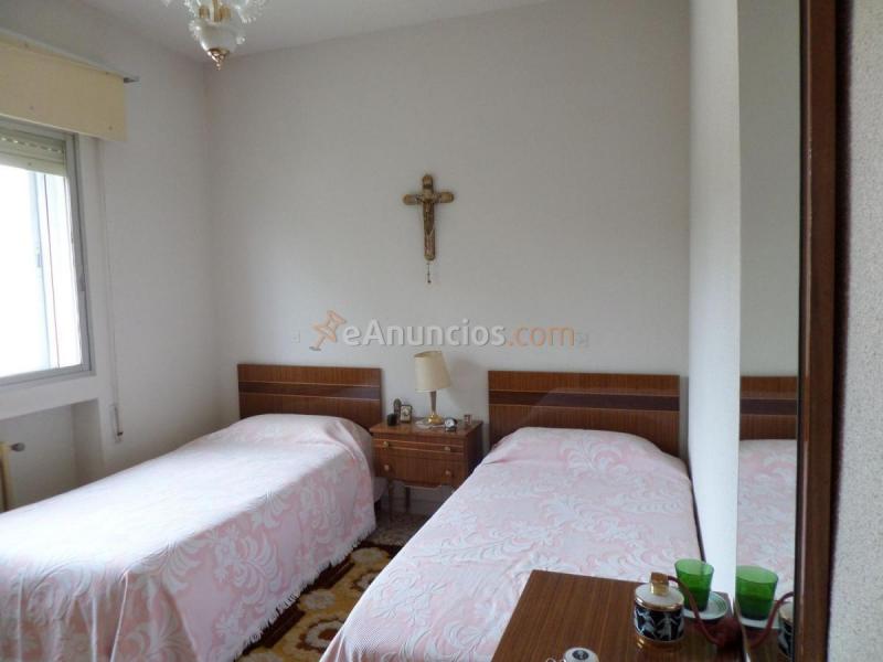 Casa en venta en  Barcelona, Pedrezuela