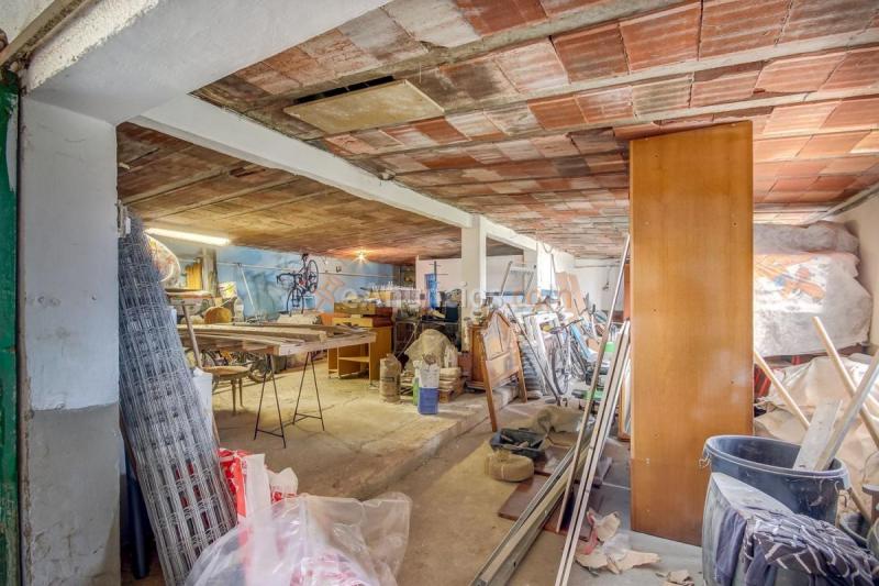 Adosado en venta en  Udias