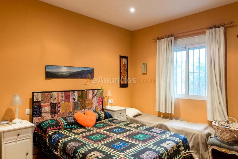 Adosado en venta en  Pinar de los Franceses - Marquesado, Chiclana de la Frontera